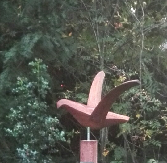 gedenkmonument vogel, peren